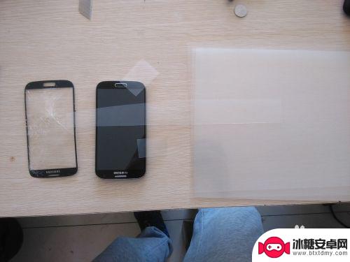 怎么分离手机贴合屏幕 手机全贴合屏幕手工分离注意事项