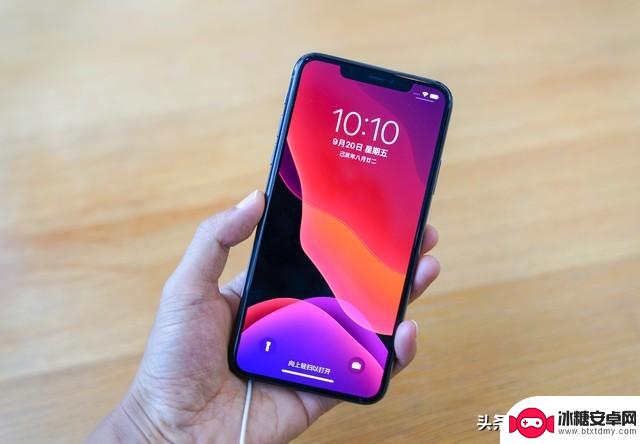 2025年iPhone购买指南:从闲置物品到工作利器,一文看透购买技巧