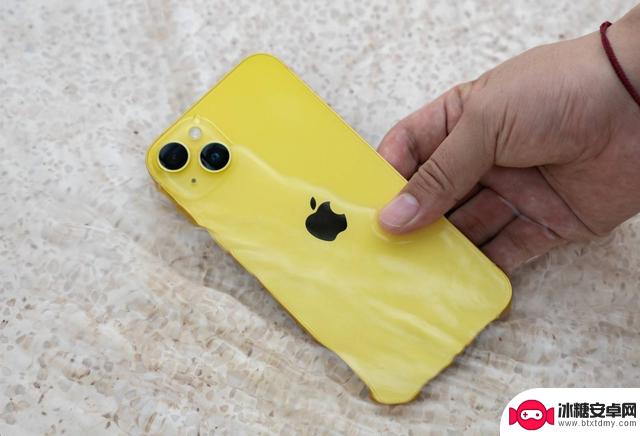 iPhone降价清仓：半价特惠，最低2699元起