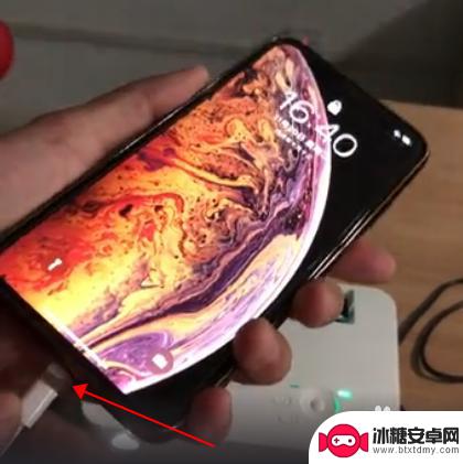 直接连接手机的投影仪 手机有线连接投影仪教程