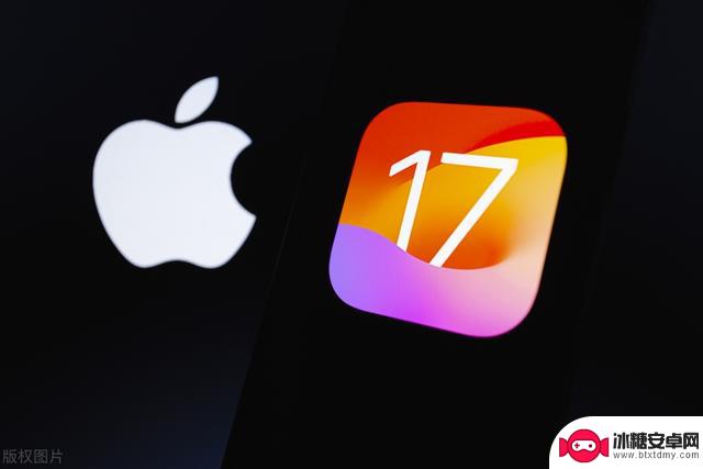 苹果为何要改变传统？iPhone 产品线调整，一年推出两款新机