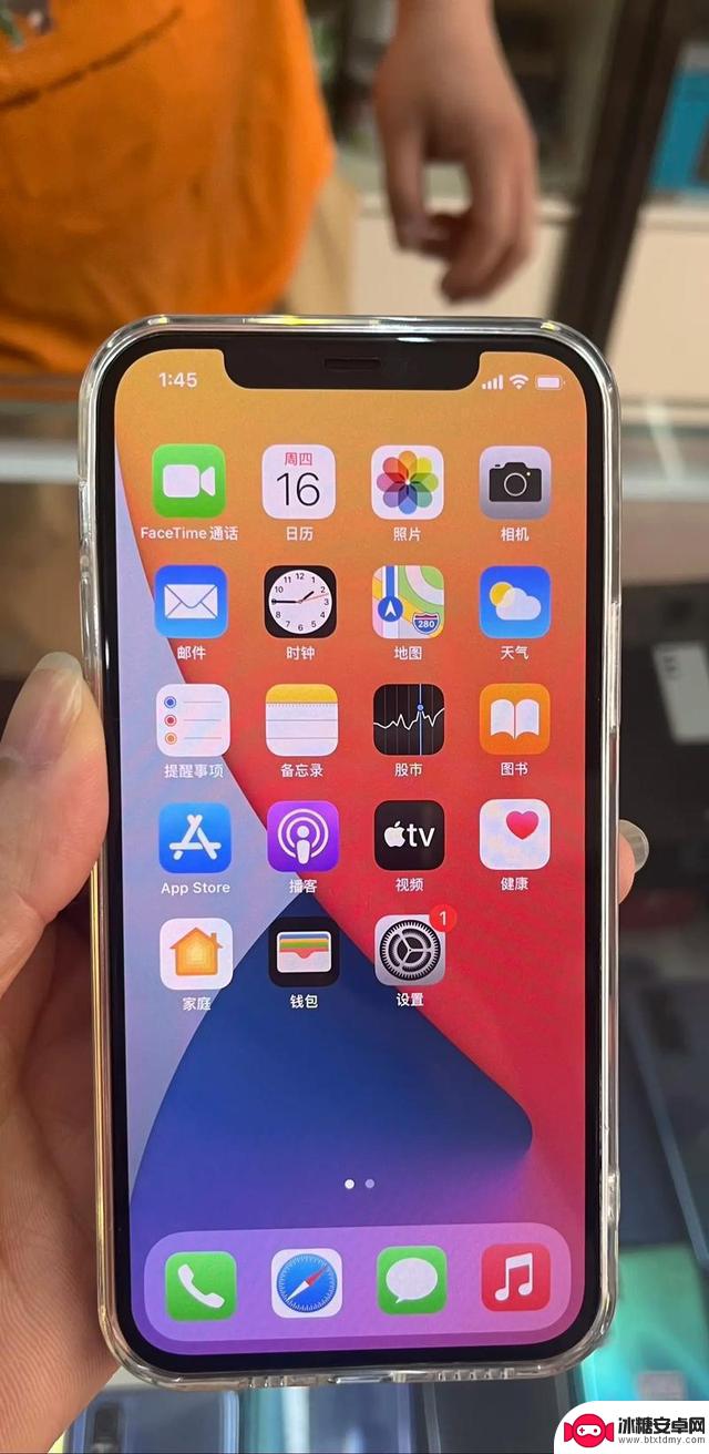 中国市场再次掀起苹果热潮!iPhone销量夺冠,背后操作高明
