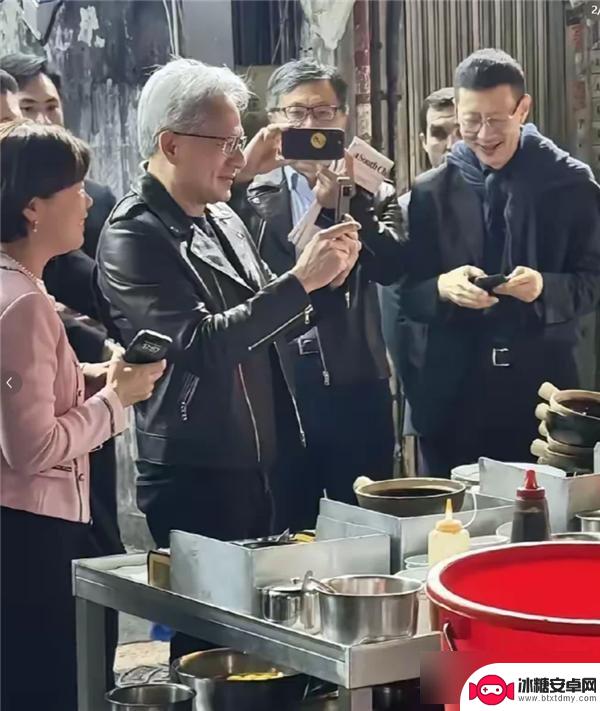 4万亿CEO偏爱小众机型:纯安卓与花哨系统谁更受欢迎?为何选择这种机型?