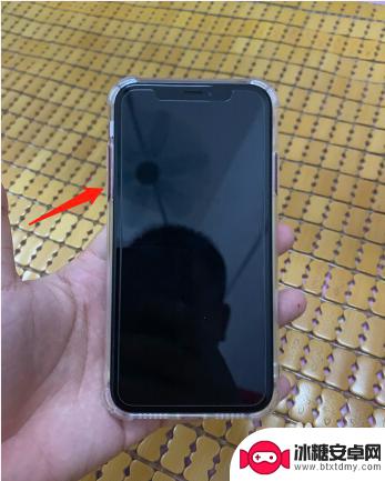 苹果手机卡机如何重启 iPhone XR出现死机情况如何强制重启